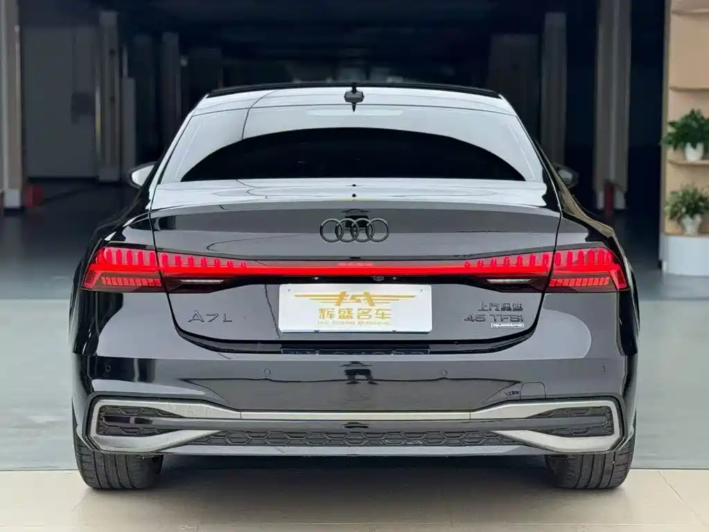 Audi A7L — миниатюра 9