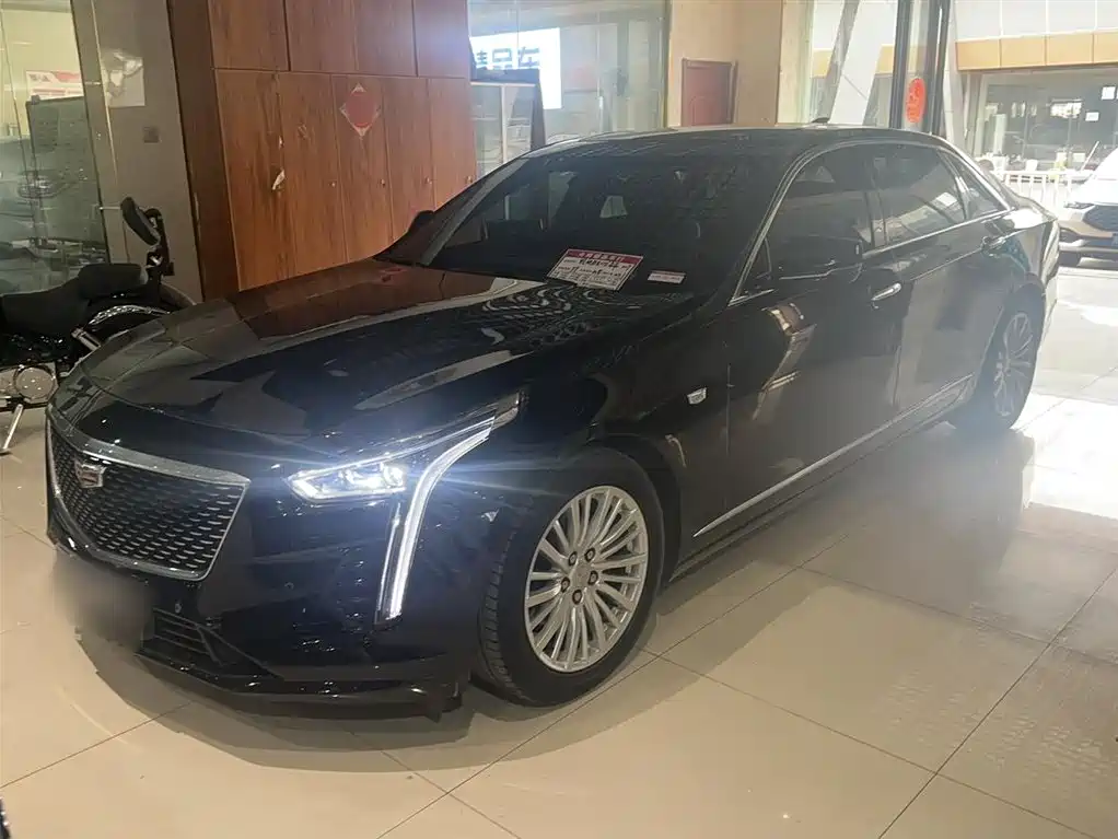 CADILLAC CT6