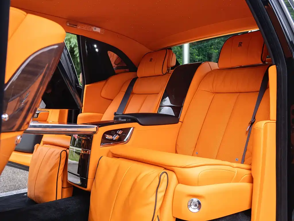 Rolls-Royce Phantom — миниатюра 25