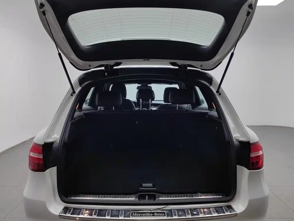 Mercedes-Benz GLC — миниатюра 16