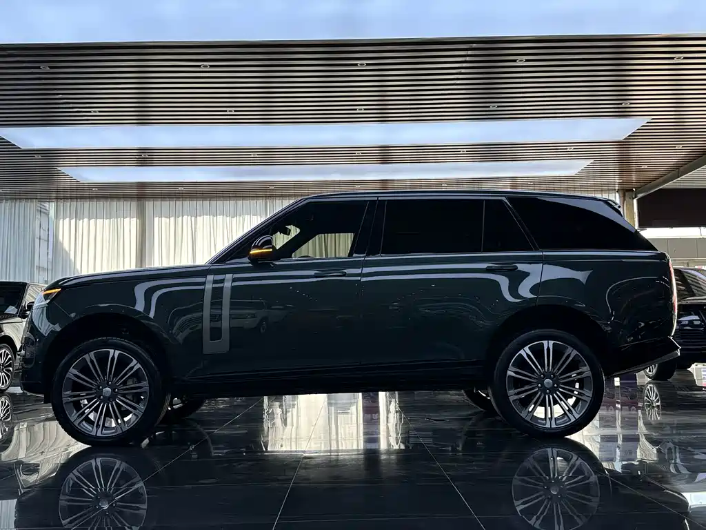 Land Rover Range Rover — миниатюра 7