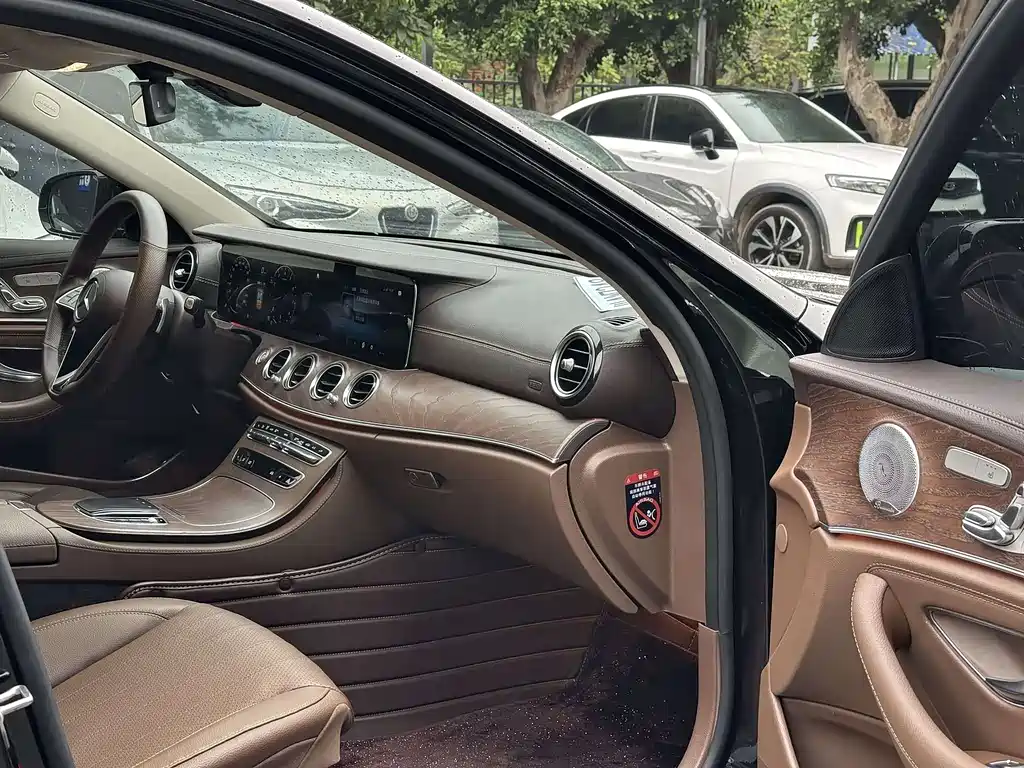 Mercedes-Benz E-Class E 2021 E 300 L Fashion