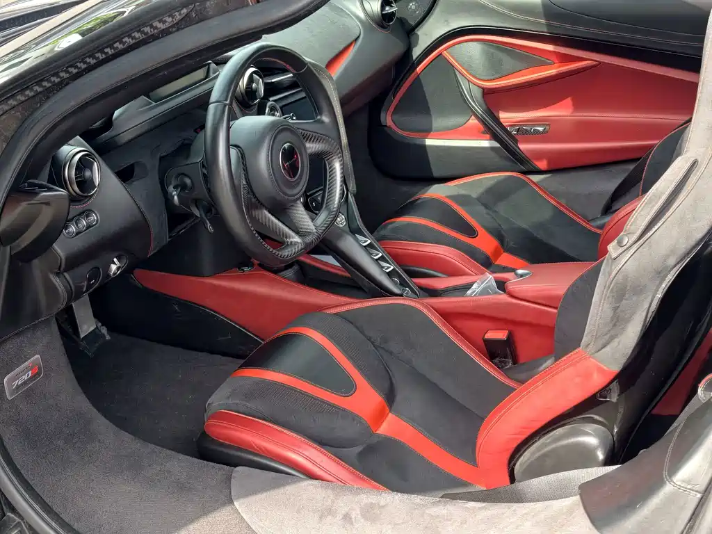 McLaren 720S — миниатюра 4