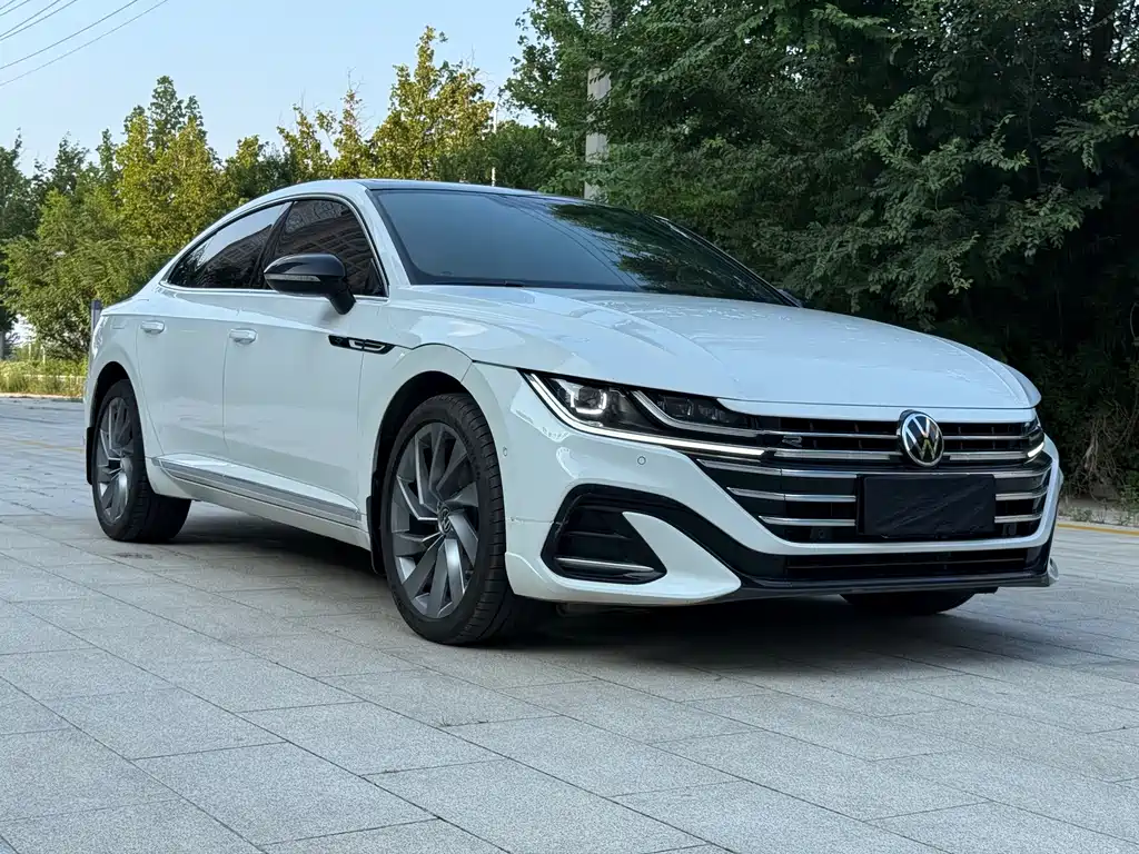 2024 Volkswagen Arteon - zdjęcie 1 z 21