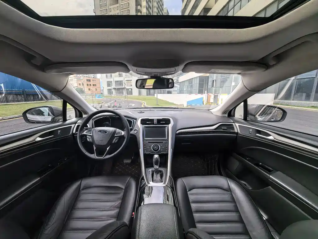Ford Mondeo 2.0L GTDi200 Fashion Type, фото 9