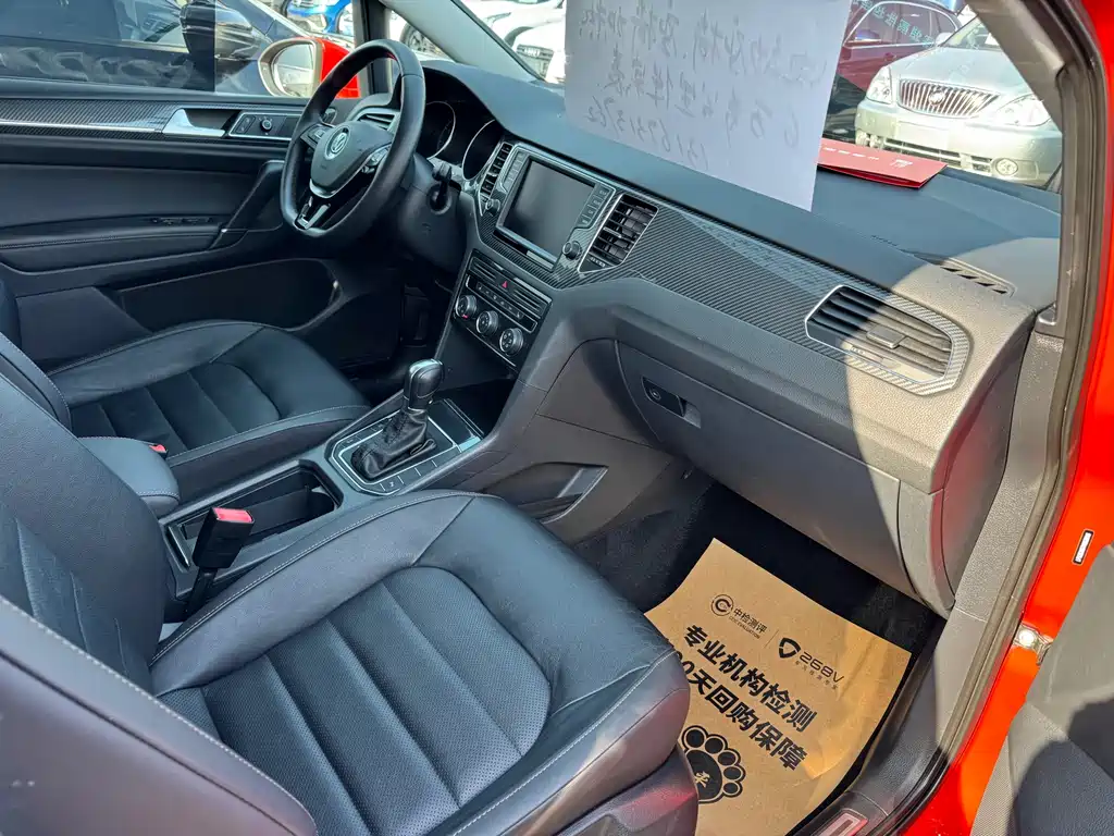 VOLKSWAGEN GOLF*JIAYU