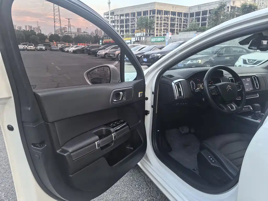 Citroen C6 — миниатюра 19