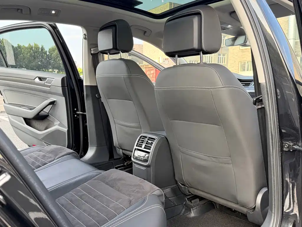 Volkswagen Magotan — миниатюра 10