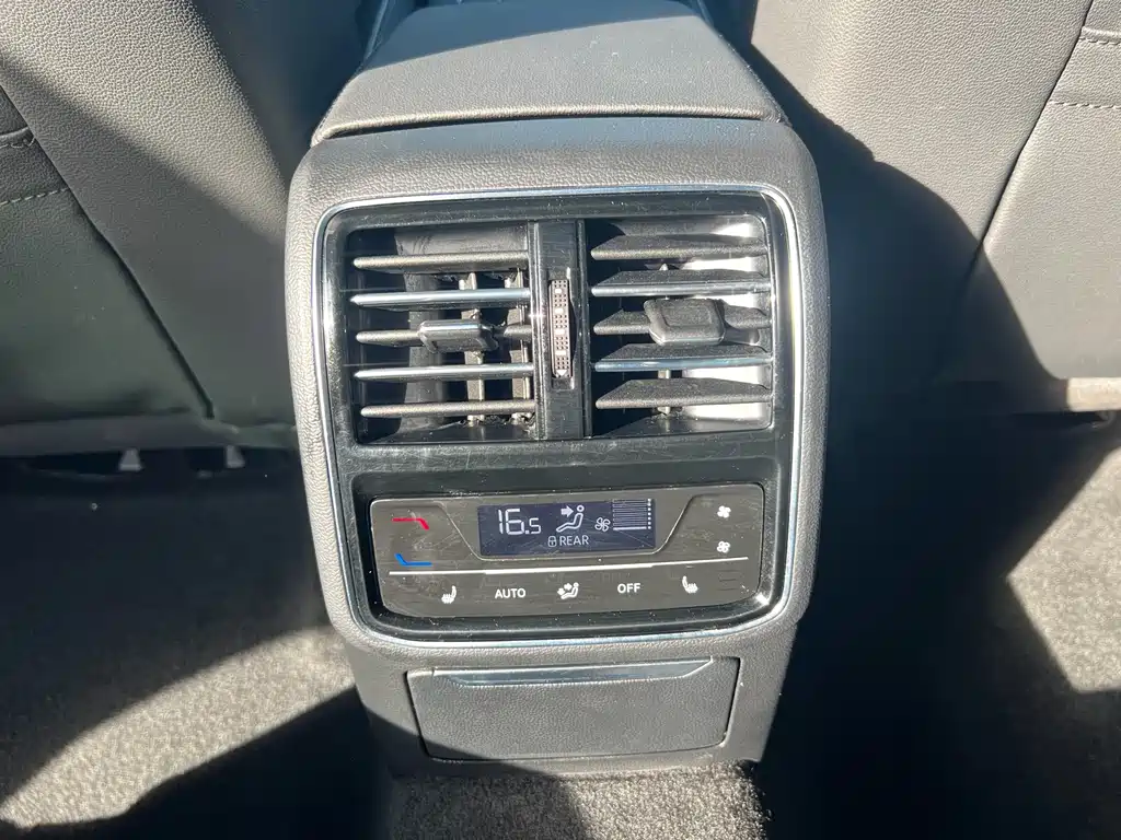 Volkswagen Magotan — миниатюра 17