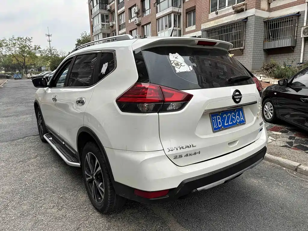 Nissan X-Trail — миниатюра 5