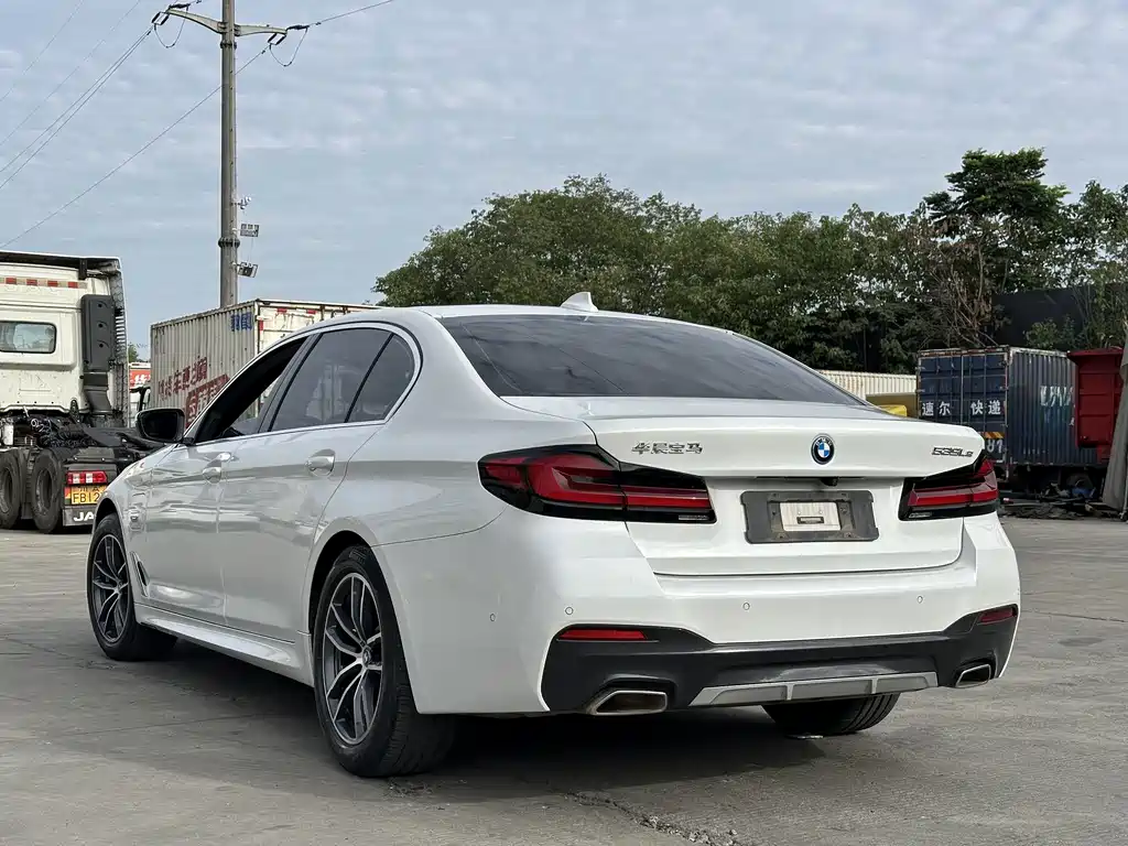 BMW 5 Series 5 2022 535Le M Sport