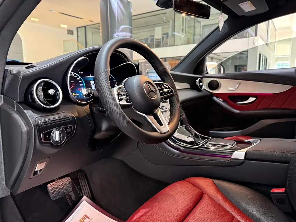 MERCEDES-BENZ GLC COUPE