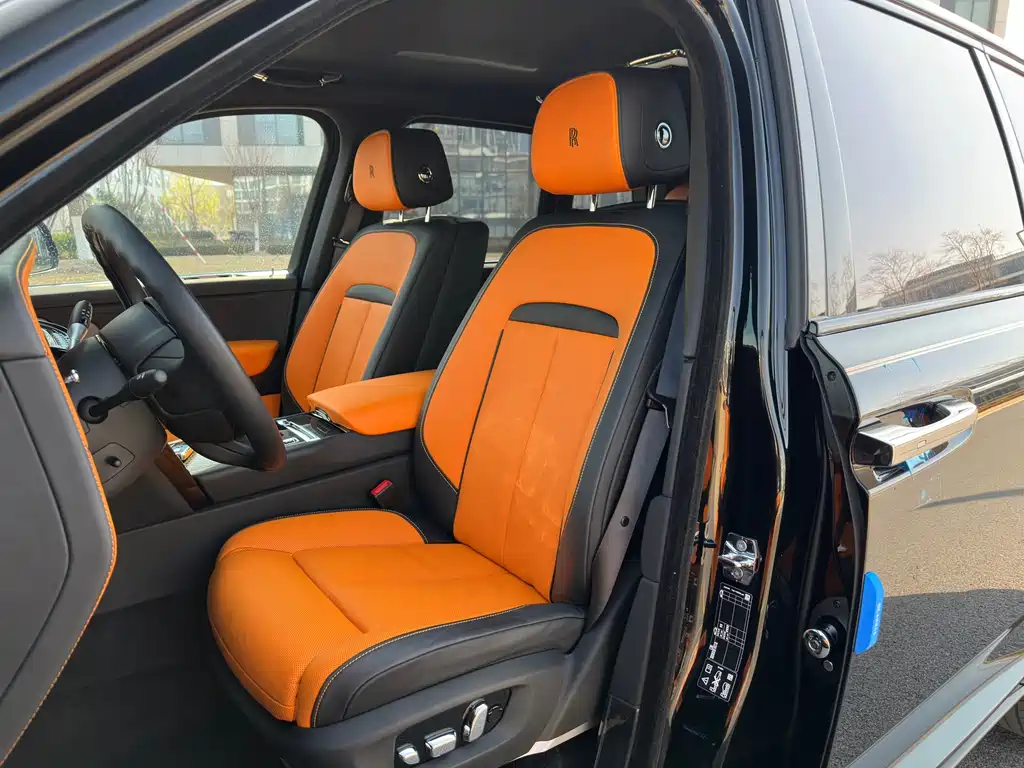 ROLLS-ROYCE CULLINAN