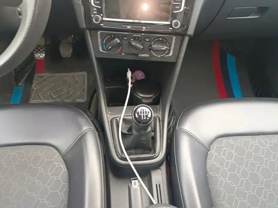 Volkswagen Santana — миниатюра 16