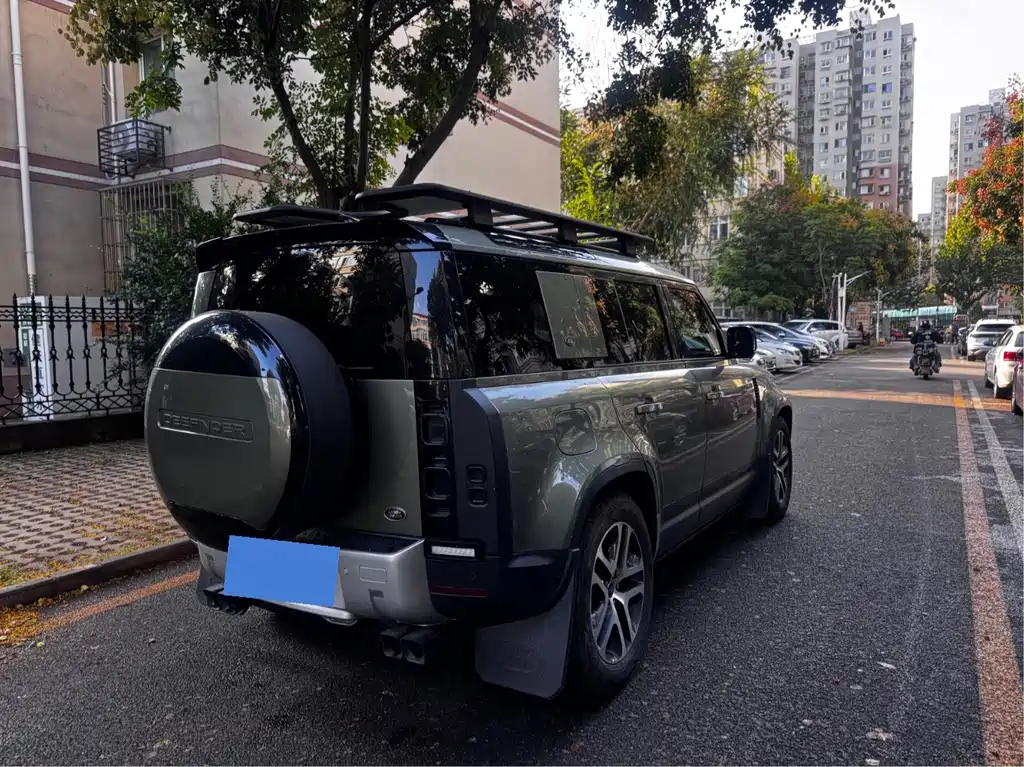Land Rover Defender — миниатюра 16