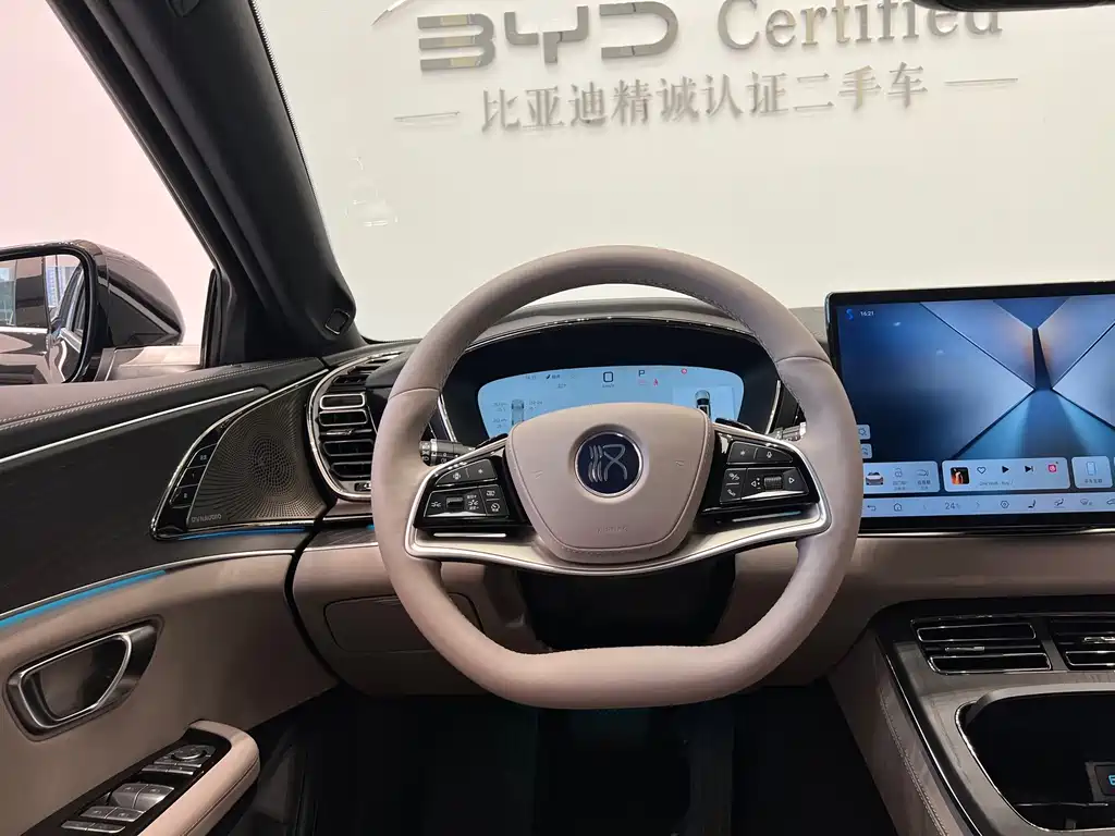 BYD Han — миниатюра 12