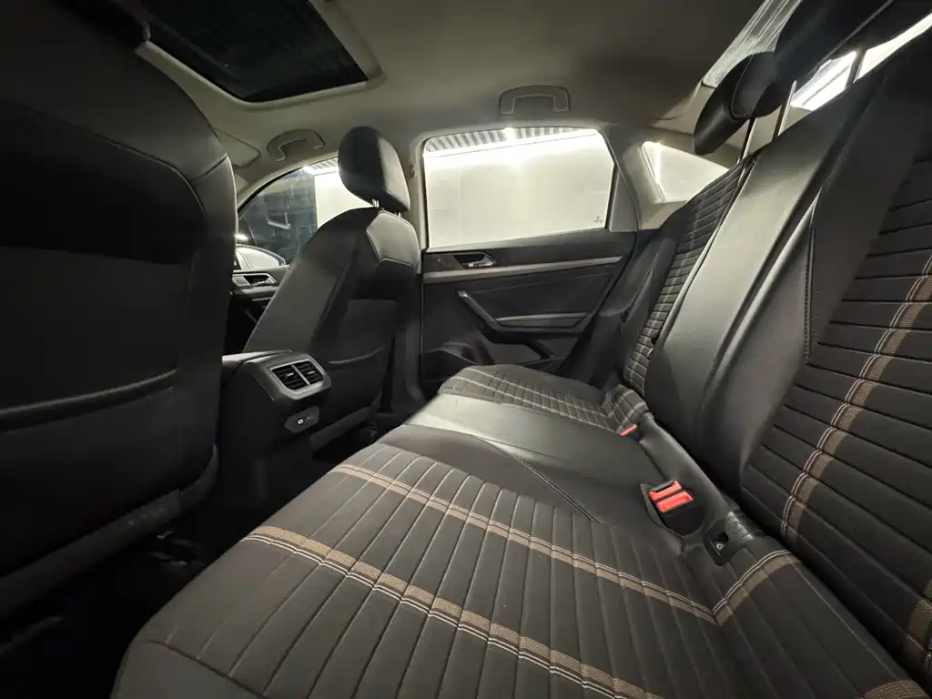 Volkswagen Lavida 2021 1.5L AT Comfort