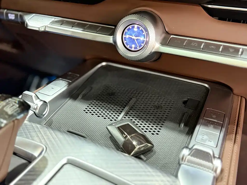 TANK TANK 700 NEW ENERGY