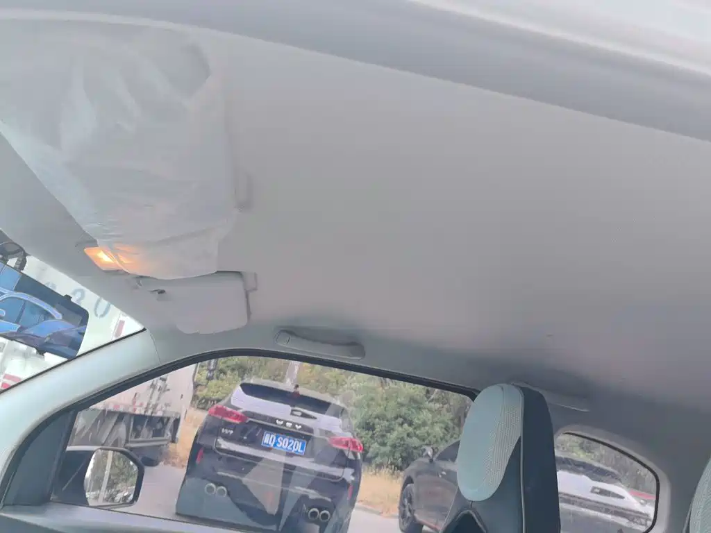 Wuling MINIEV — миниатюра 19