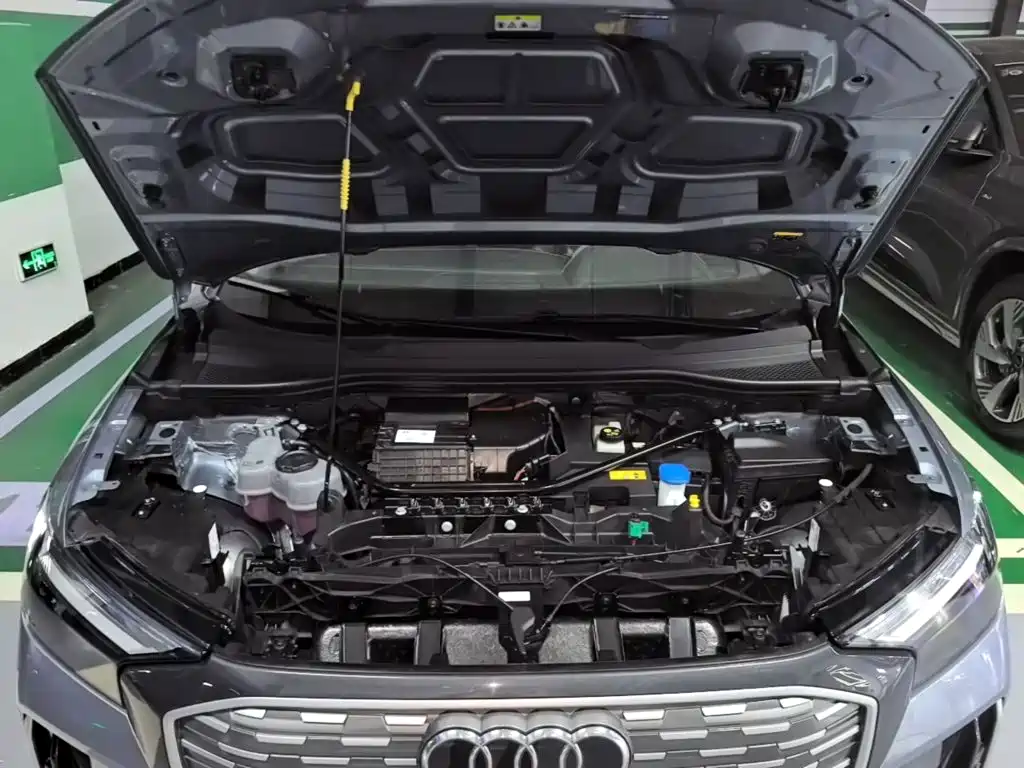 Audi Q4 e-tron — миниатюра 20