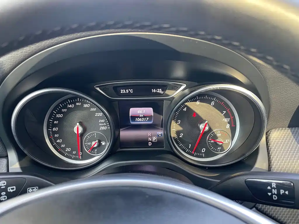 Mercedes-Benz GLA — миниатюра 17