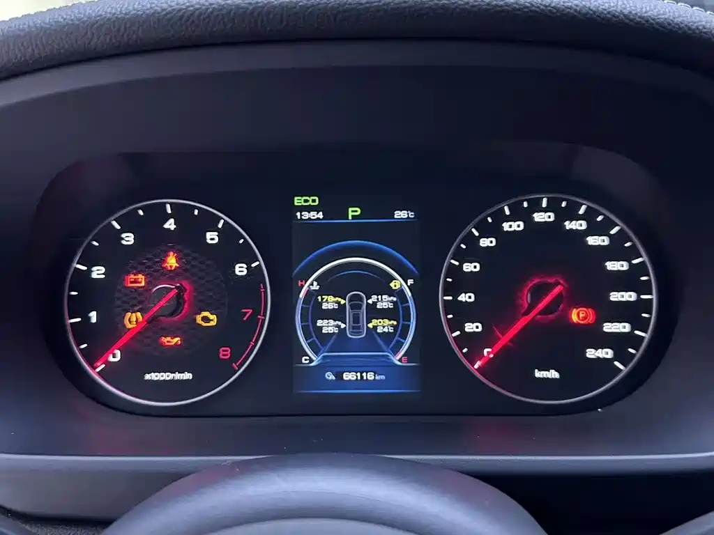 BYD Tang — миниатюра 6