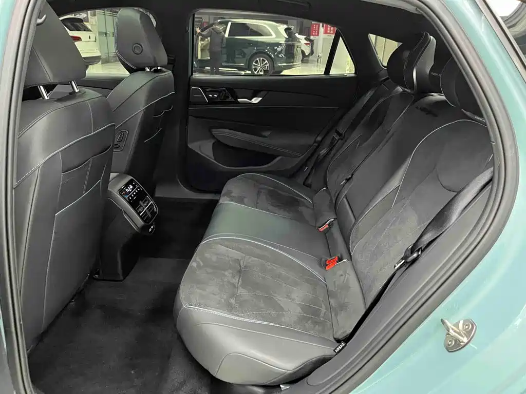 Volkswagen Passat — миниатюра 19