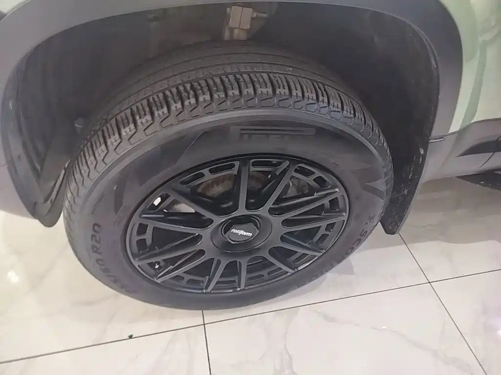 Land Rover Defender — миниатюра 23