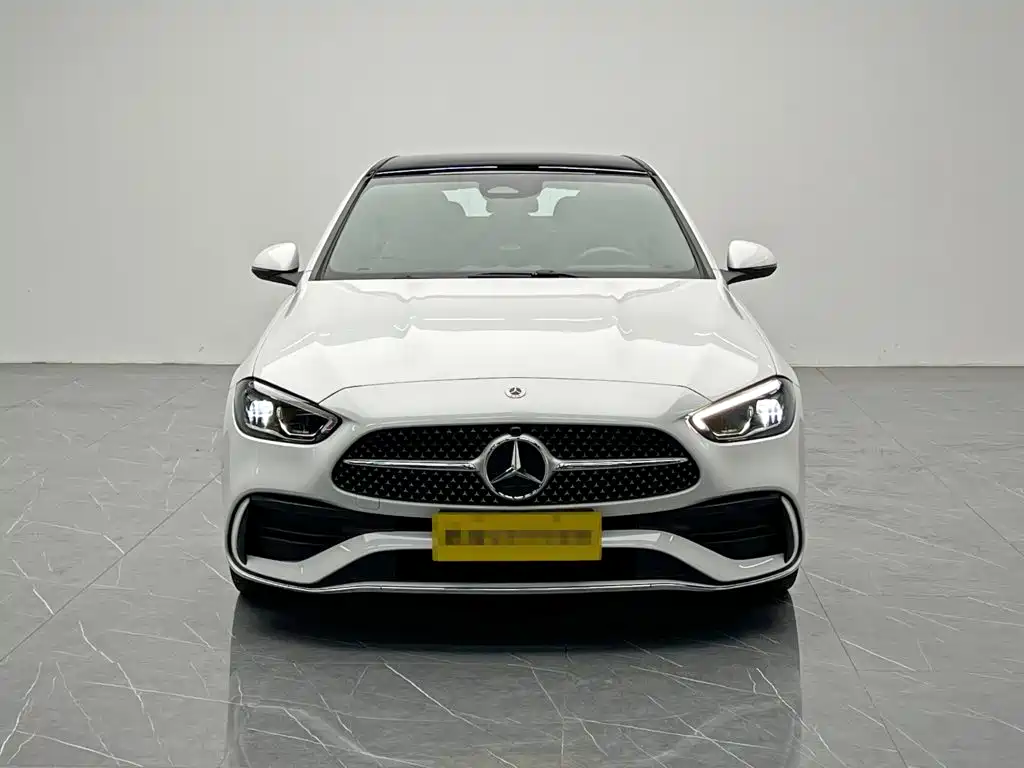 Mercedes-Benz C-Class — миниатюра 2