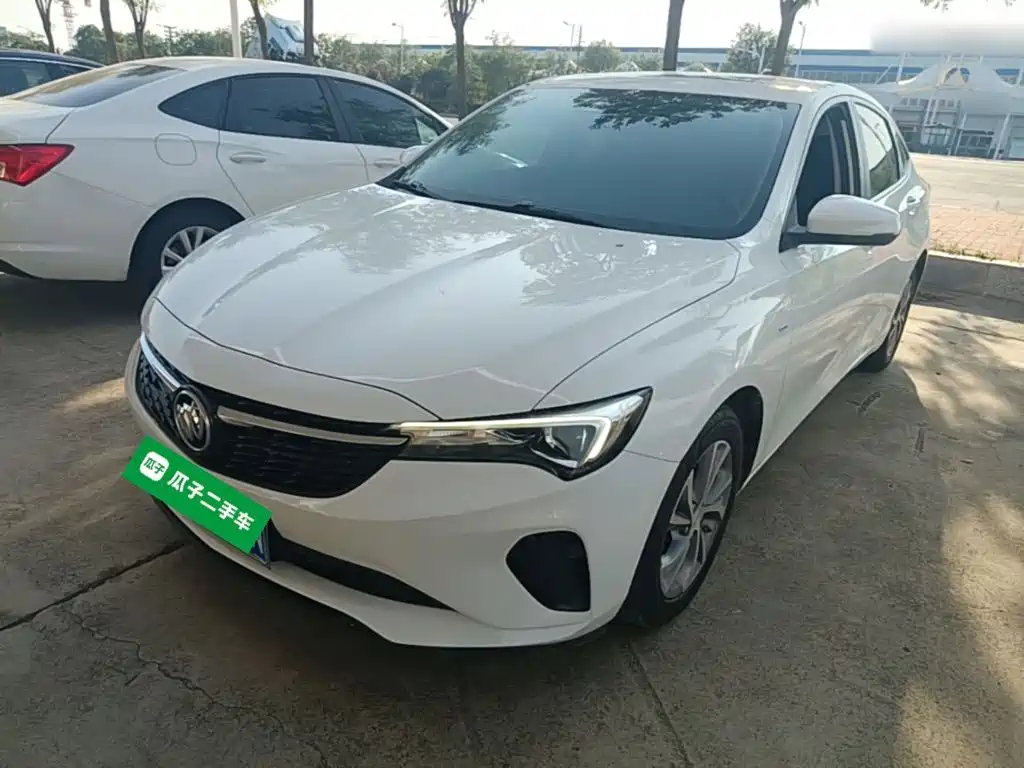 Buick Verano — миниатюра 2