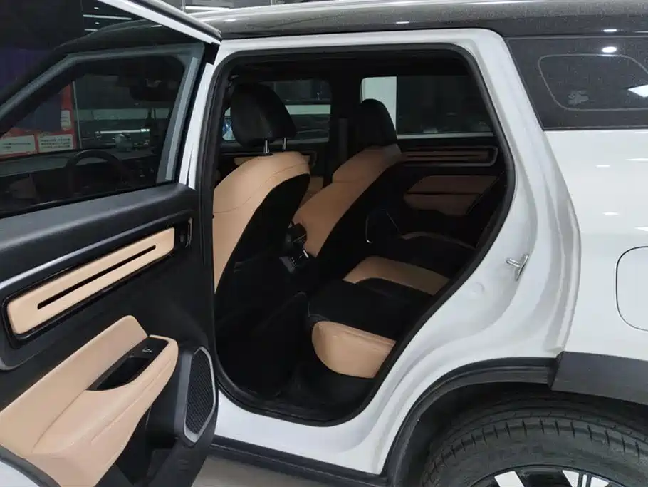 GEELY AUTOMOBILE GEELY ICON