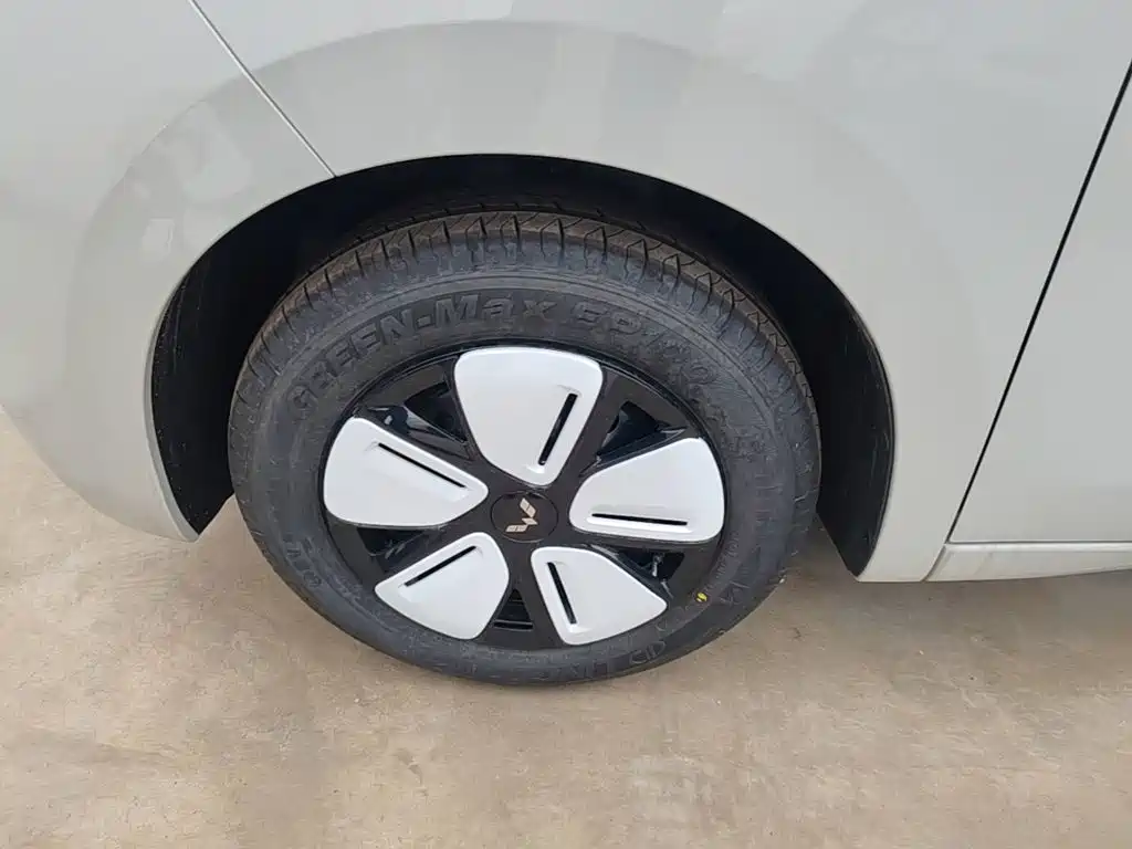 Wuling MINIEV — миниатюра 23