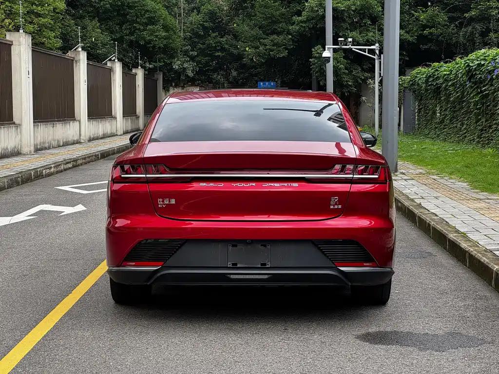 BYD Han — миниатюра 8