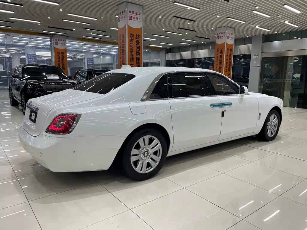 Rolls-Royce Ghost — миниатюра 5