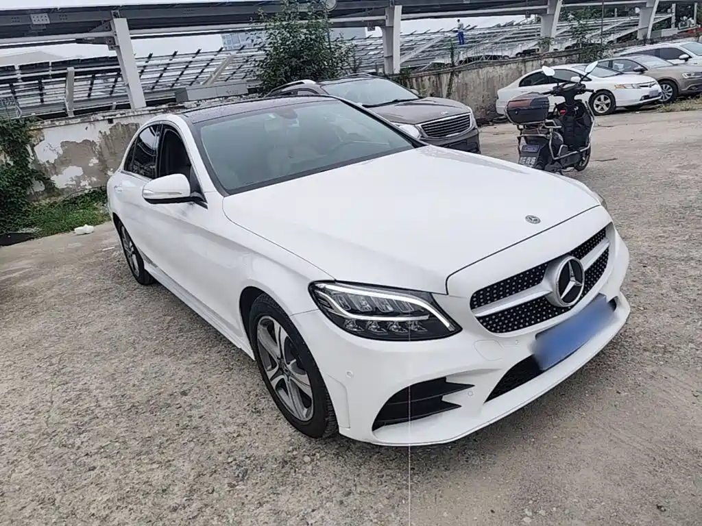 Mercedes-Benz C-Class — миниатюра 4