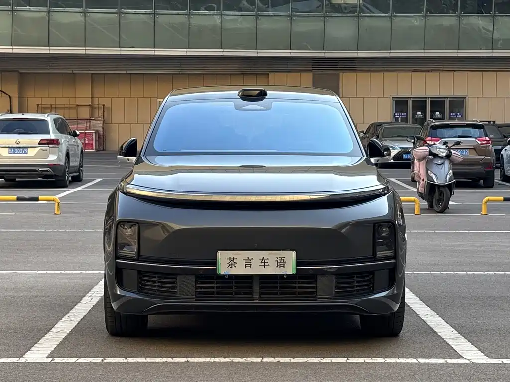 Li Auto Li L9 — миниатюра 2