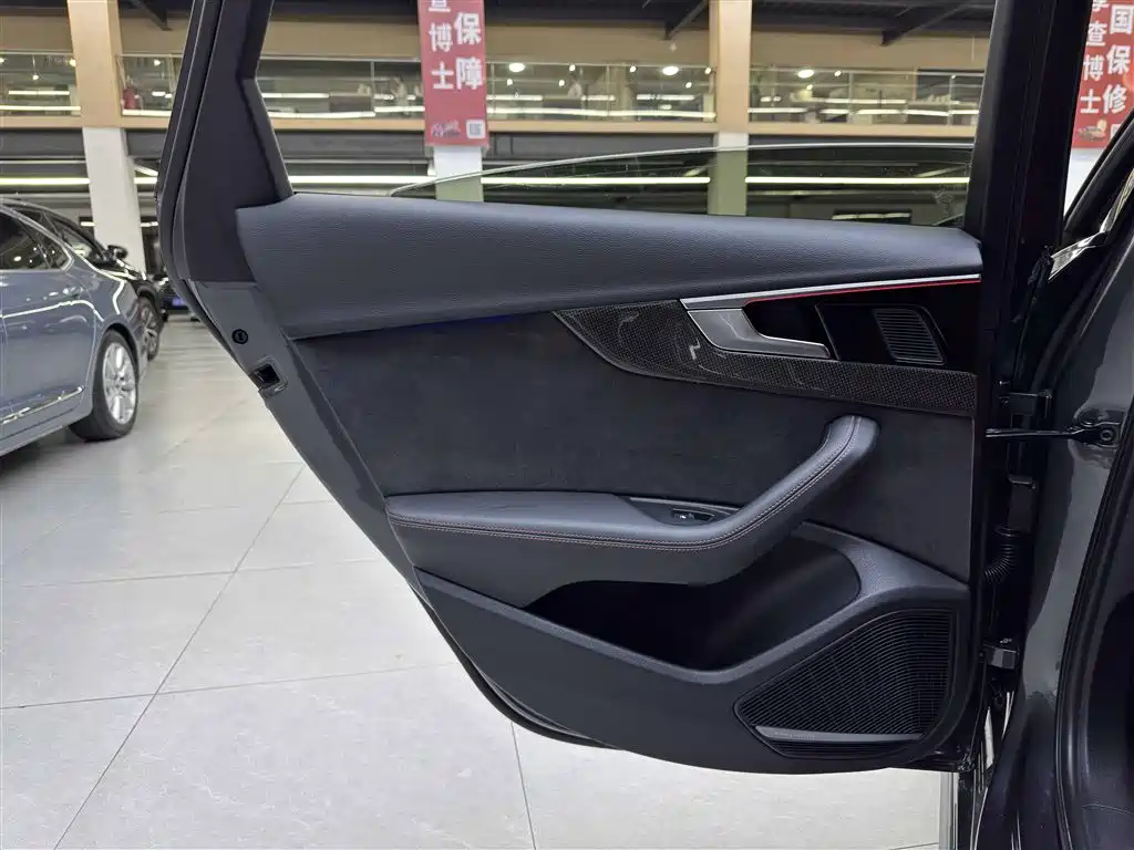 Audi S4 — миниатюра 14