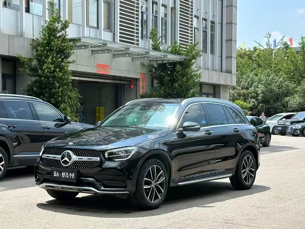 Купить Mercedes-Benz GLC