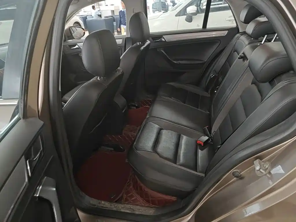 Volkswagen Bora — миниатюра 17