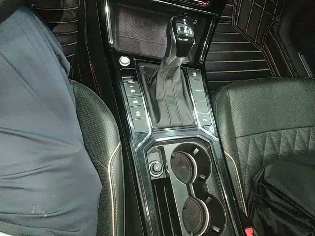 Volkswagen Passat — миниатюра 14