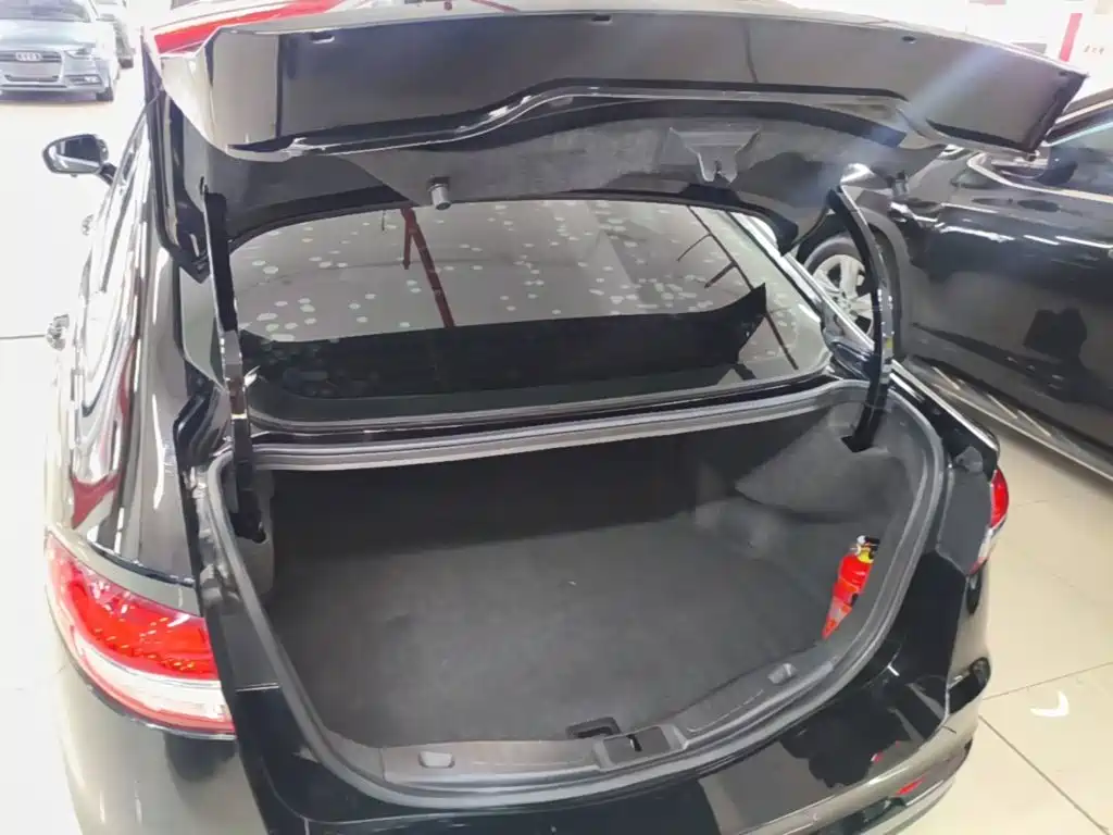 Ford Mondeo — миниатюра 19