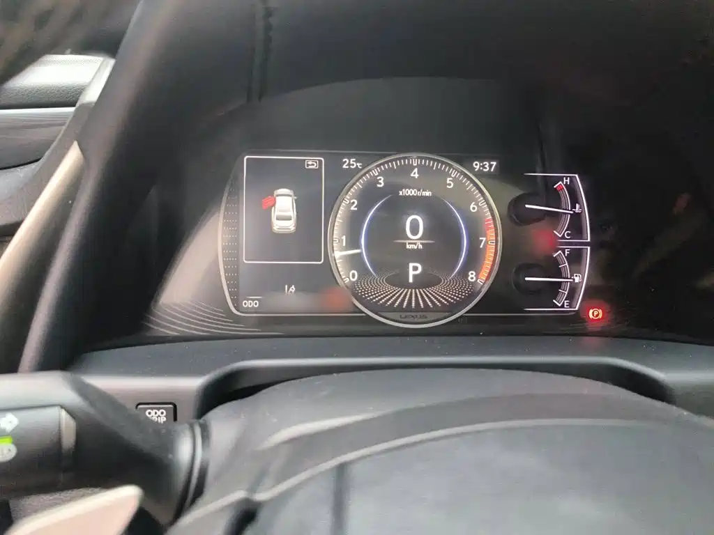 Lexus ES 2018 200 VI