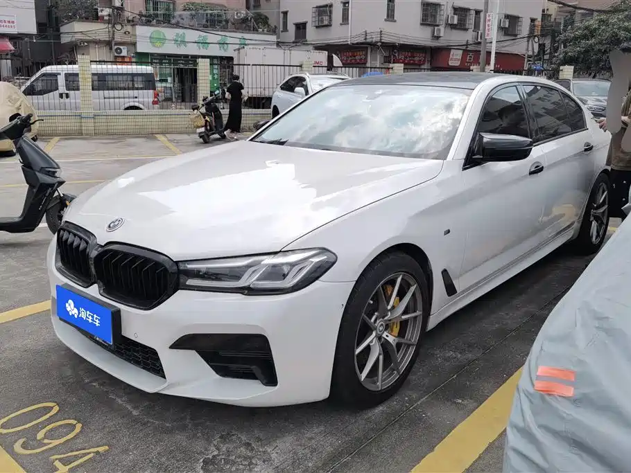 BMW 5 Series 2021