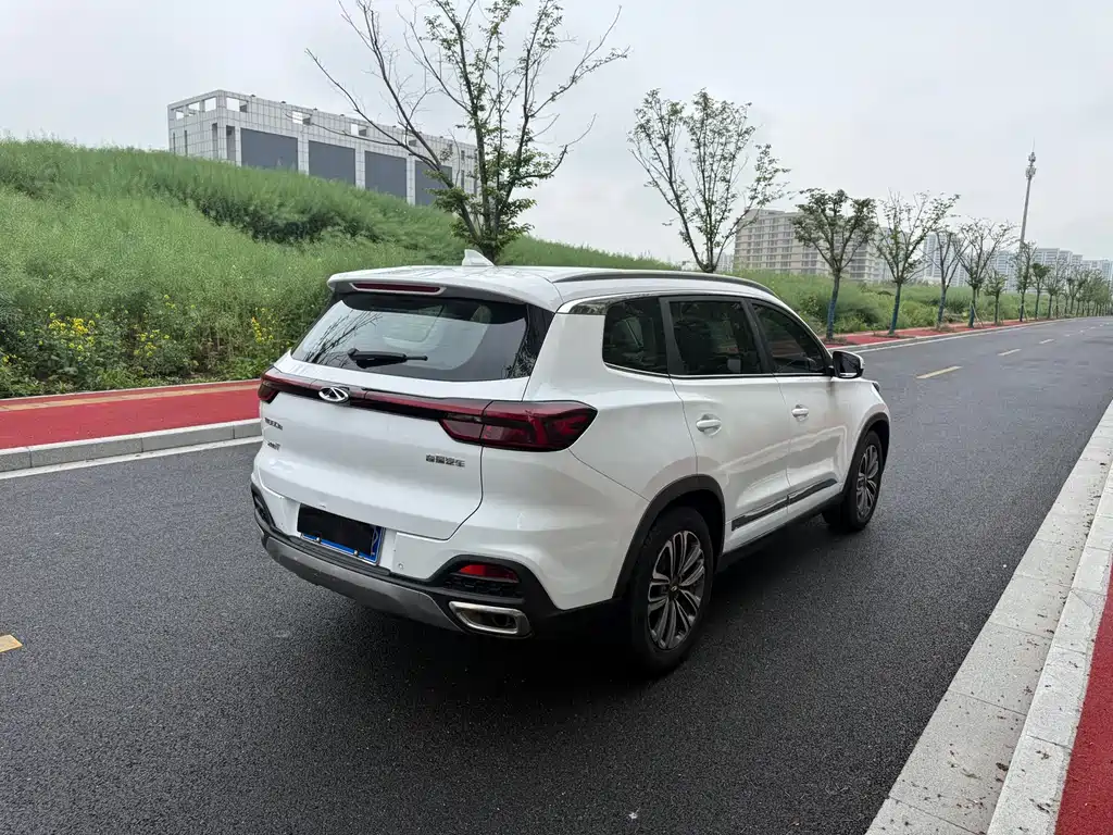 Chery Tiggo 8 - фото 7
