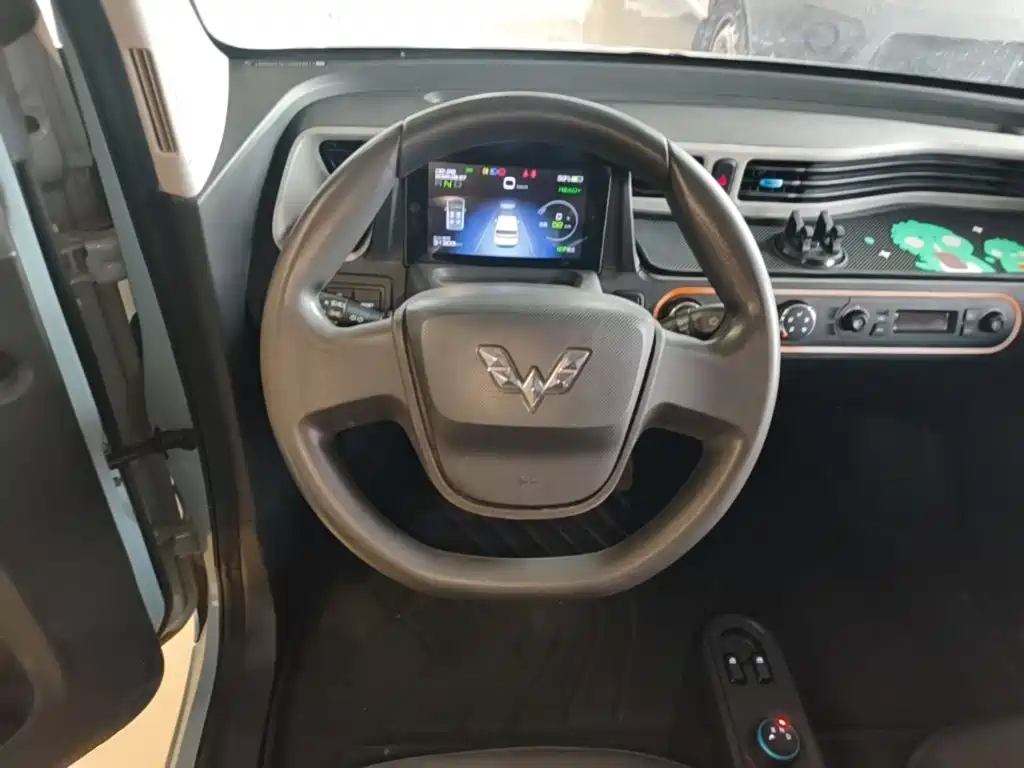 Wuling MINIEV — миниатюра 11