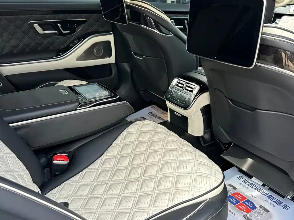 Mercedes-Benz S-Class — миниатюра 9