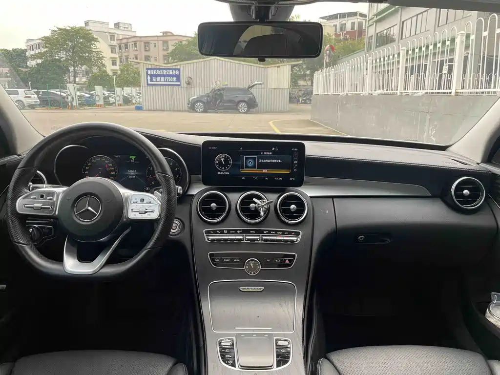Mercedes-Benz C-Class — миниатюра 9