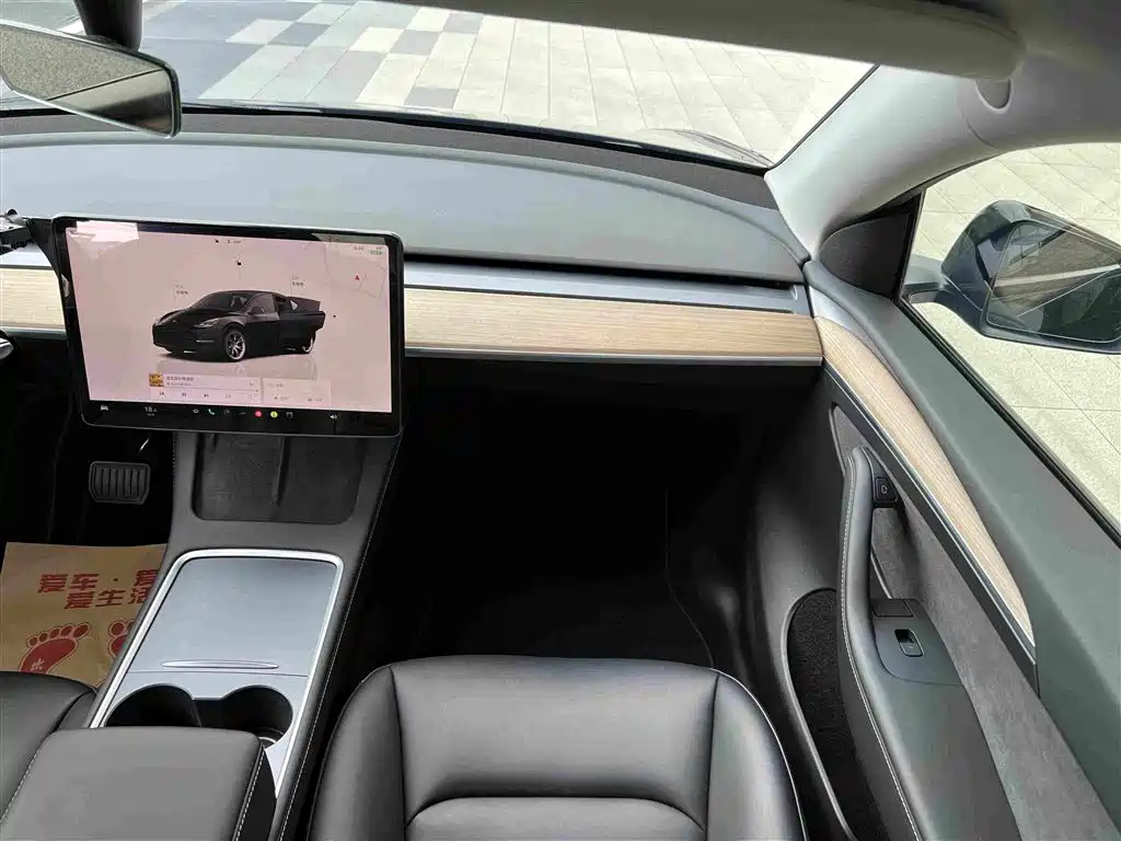 Tesla Model Y — фотографии объявления, Фото 31