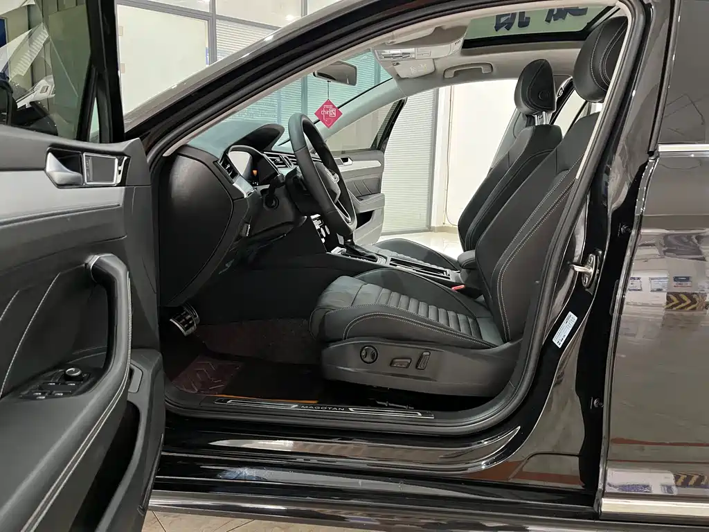 Volkswagen Magotan 2023 200 280TSI DSG Comfort