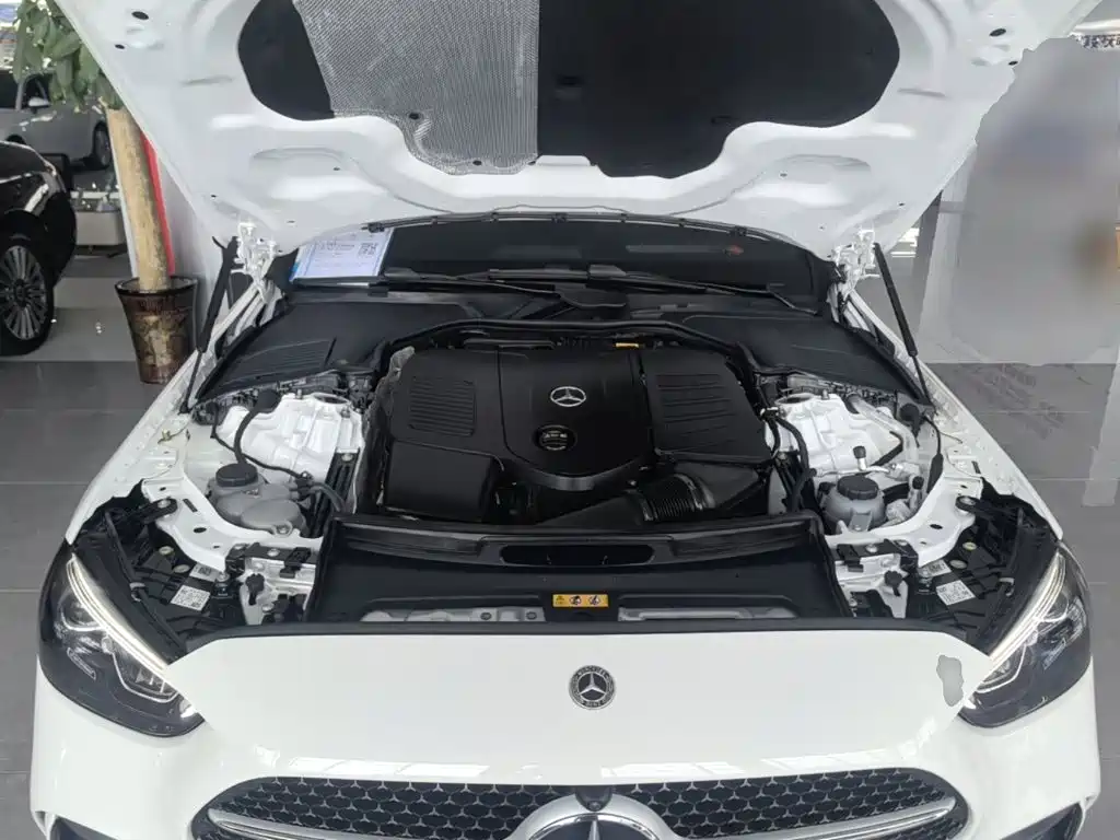 Mercedes-Benz C-Class — миниатюра 20